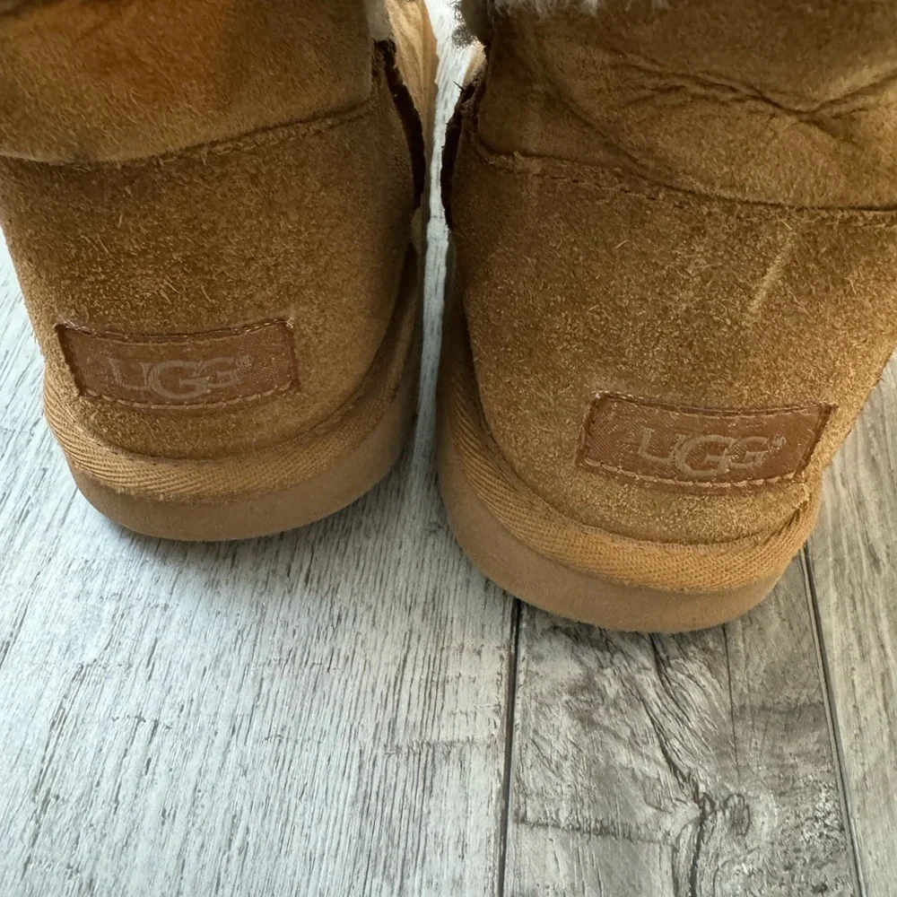 UGG Boots Bailey ll Brown Suede and Fleece Fold Down Slippers and Boots 5 FLAW